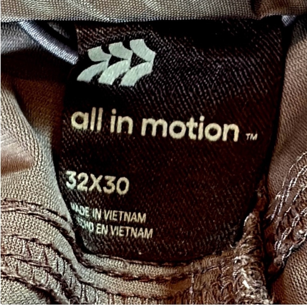 All in Motion by Target Men's Performance
Pants in Dark Gray Size 32x30 - Picture 3 of 6